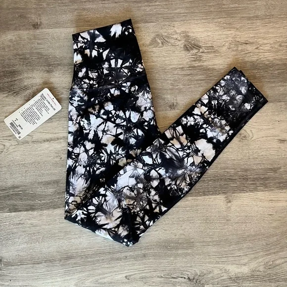 Lululemon Under Pant HR - Picture 3 of 6